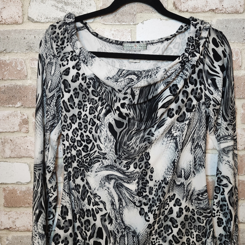 Vintage Guzie Long Sleeve Women's Blouse Size Medium Leopard Print